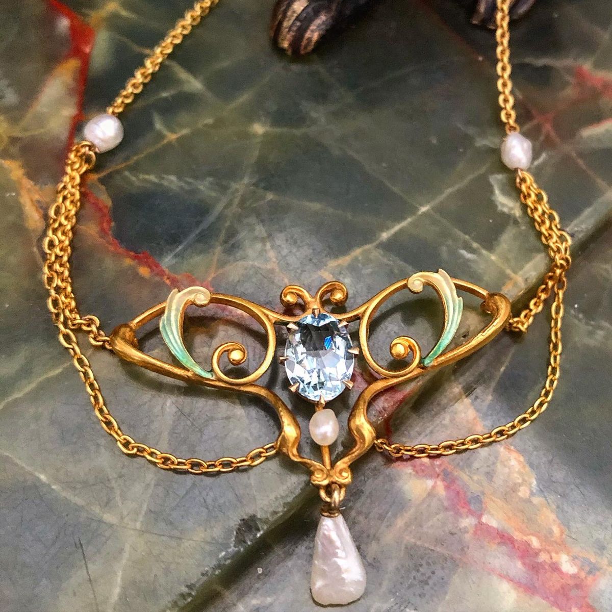image-574485-Necklace_Art_Deco_14kt_filigree_aqua_diamond.jpg